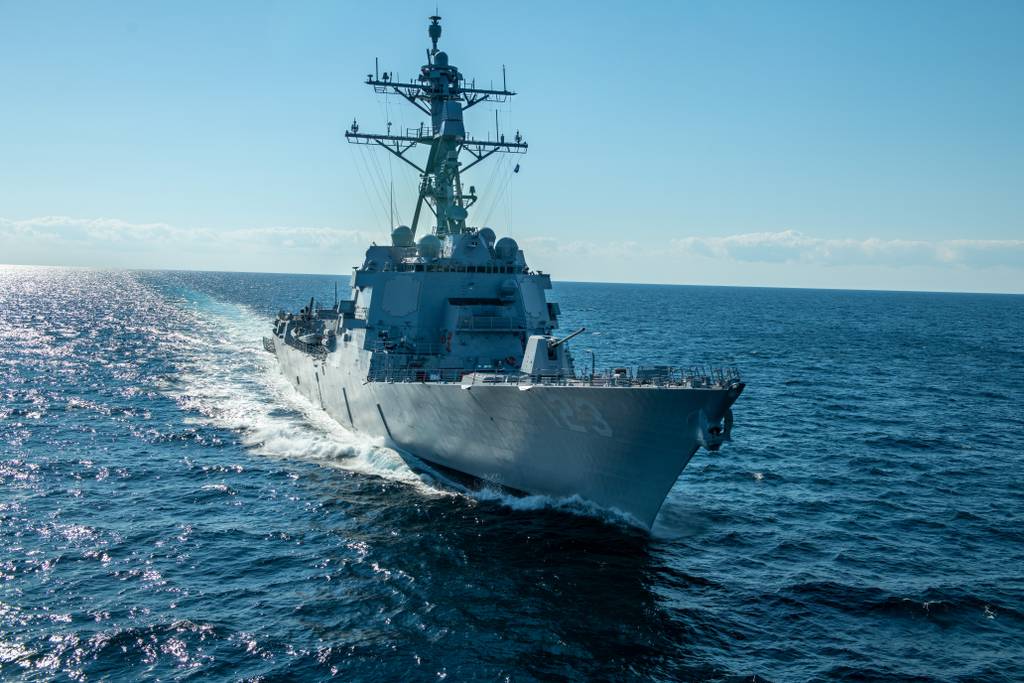 "Navy Secures Five-Year Contracts for Nine Arleigh Burke Destroyers"