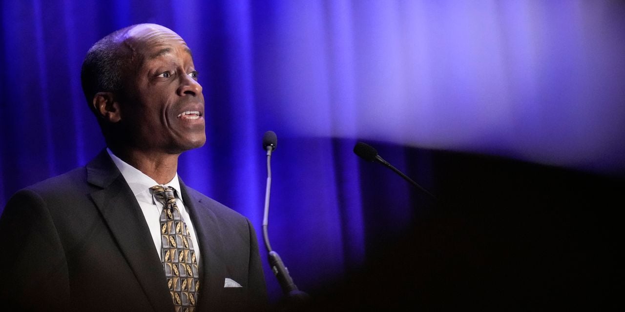 Investors anticipate Fed to skip June rate hike.