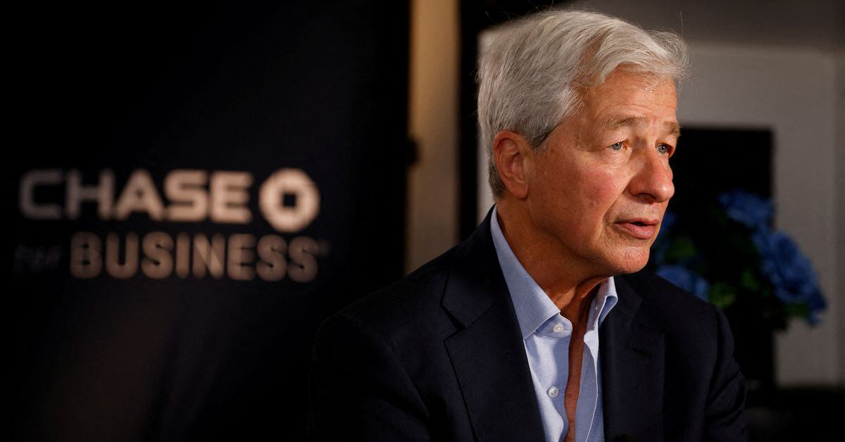 JPMorgan CEO Jamie Dimon Urges Caution Amid Debt Ceiling Standoff