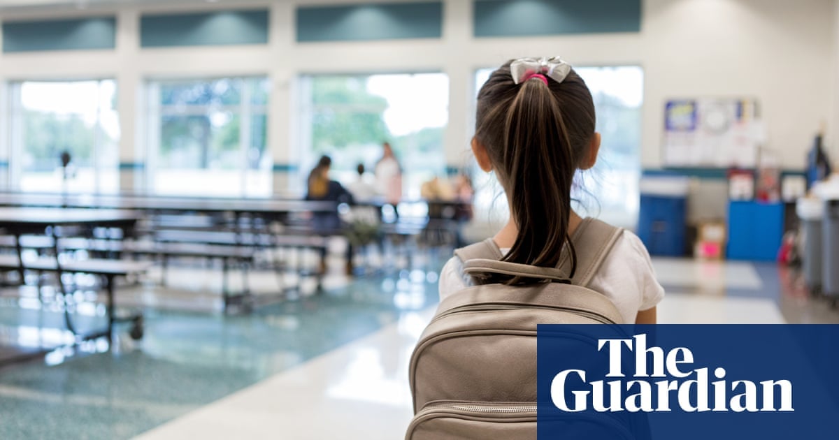 Featured image for Study Reveals Earlier Onset of Menstruation, Especially in Minority and Low-Income Girls