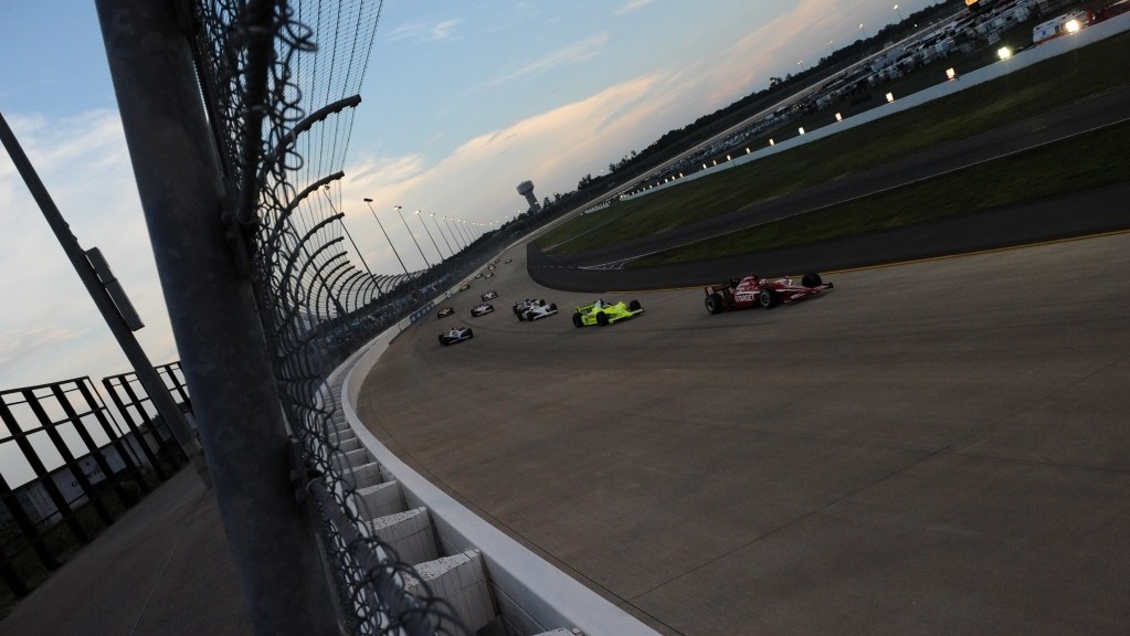 Featured image for "IndyCar's Nashville Grand Prix Shifts to Superspeedway for Season Finale"