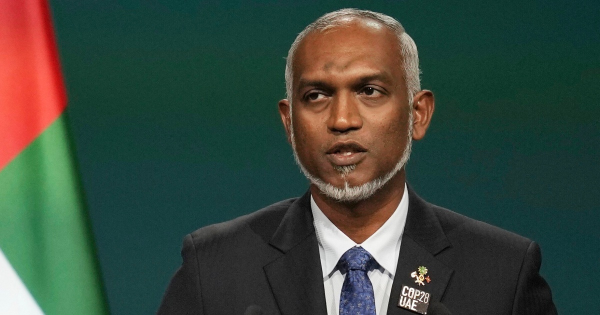 "Maldives Sets Deadline for Indian Troop Withdrawal Amid Shift to China"