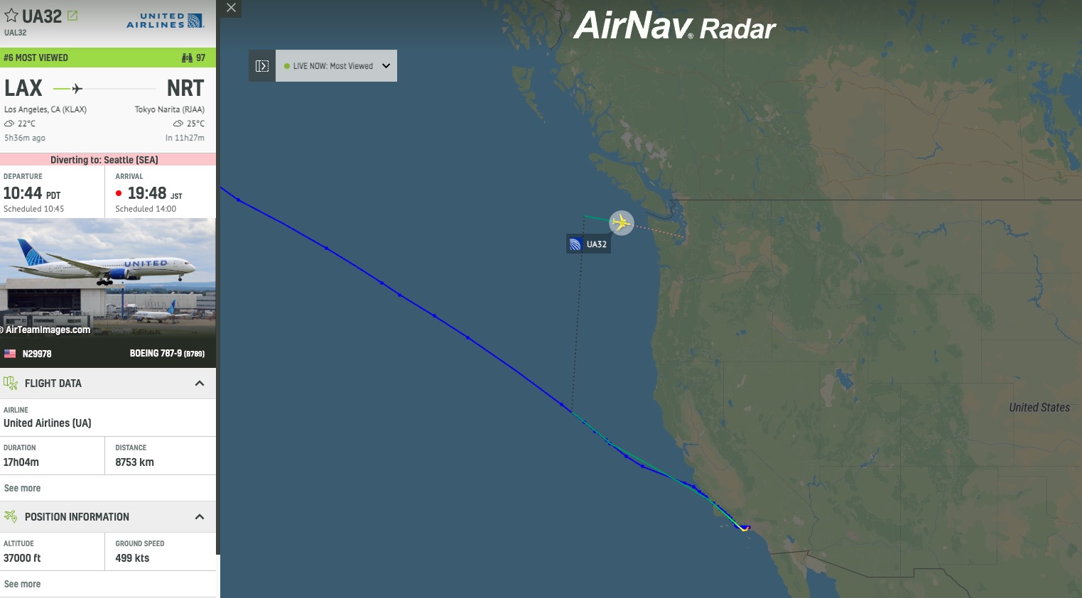 Featured image for United Boeing 787 Diverts to Seattle After Emergency Over Pacific