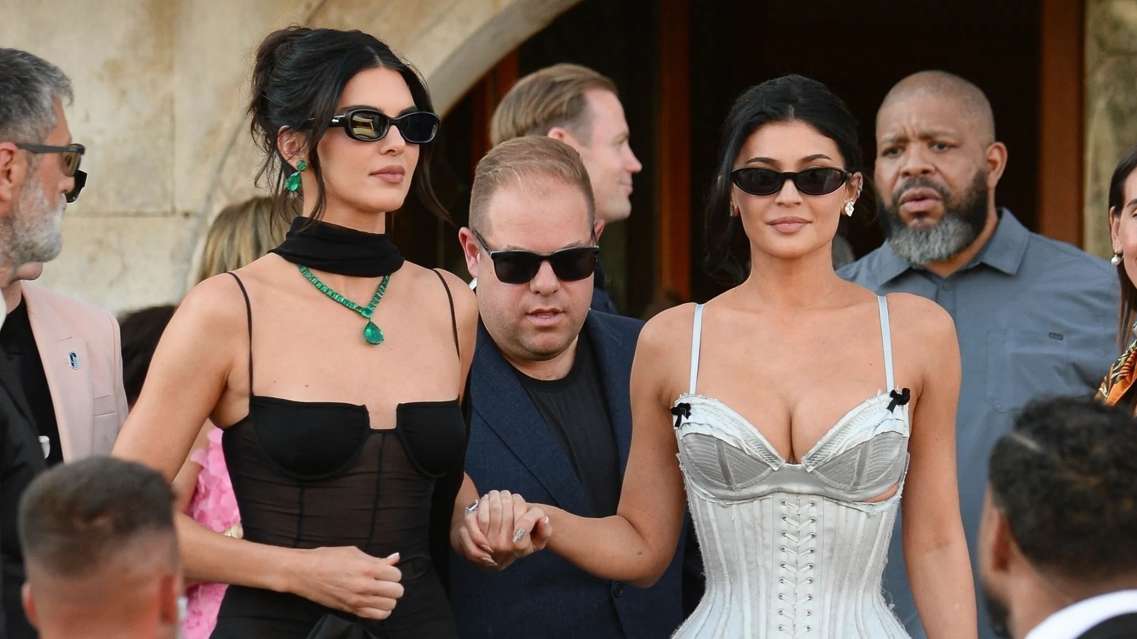 Jeff Bezos and Lauren Sánchez Celebrate Italian Wedding with Celebrity-Inspired Fashion