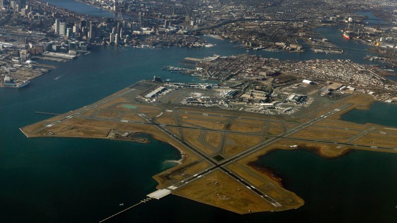 Featured image for Man charged with stabbing two teens with a fork on Chicago-to-Germany flight