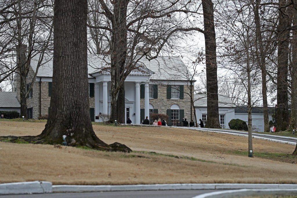 Riley Keough Halts Graceland Foreclosure, Claims Withdrawn