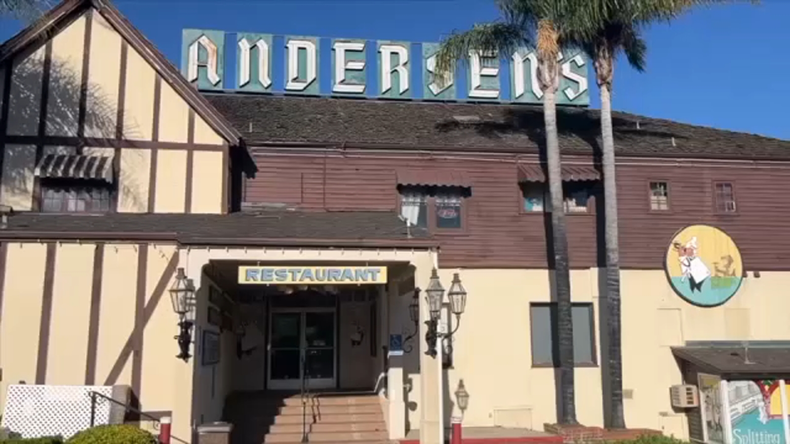 Featured image for "Pea Soup Andersen's: From Closure to Renovation"