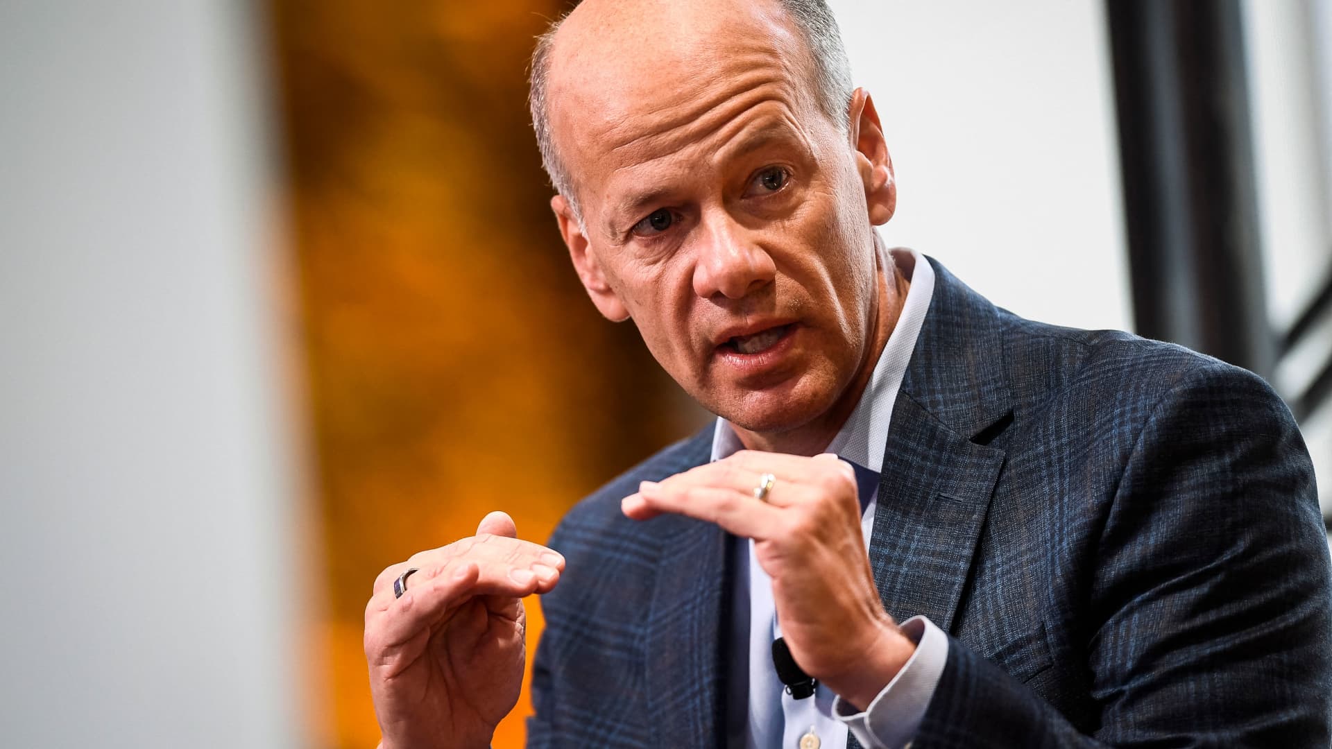 Former Bank CEOs Summoned to Testify Before Senate Panel.
