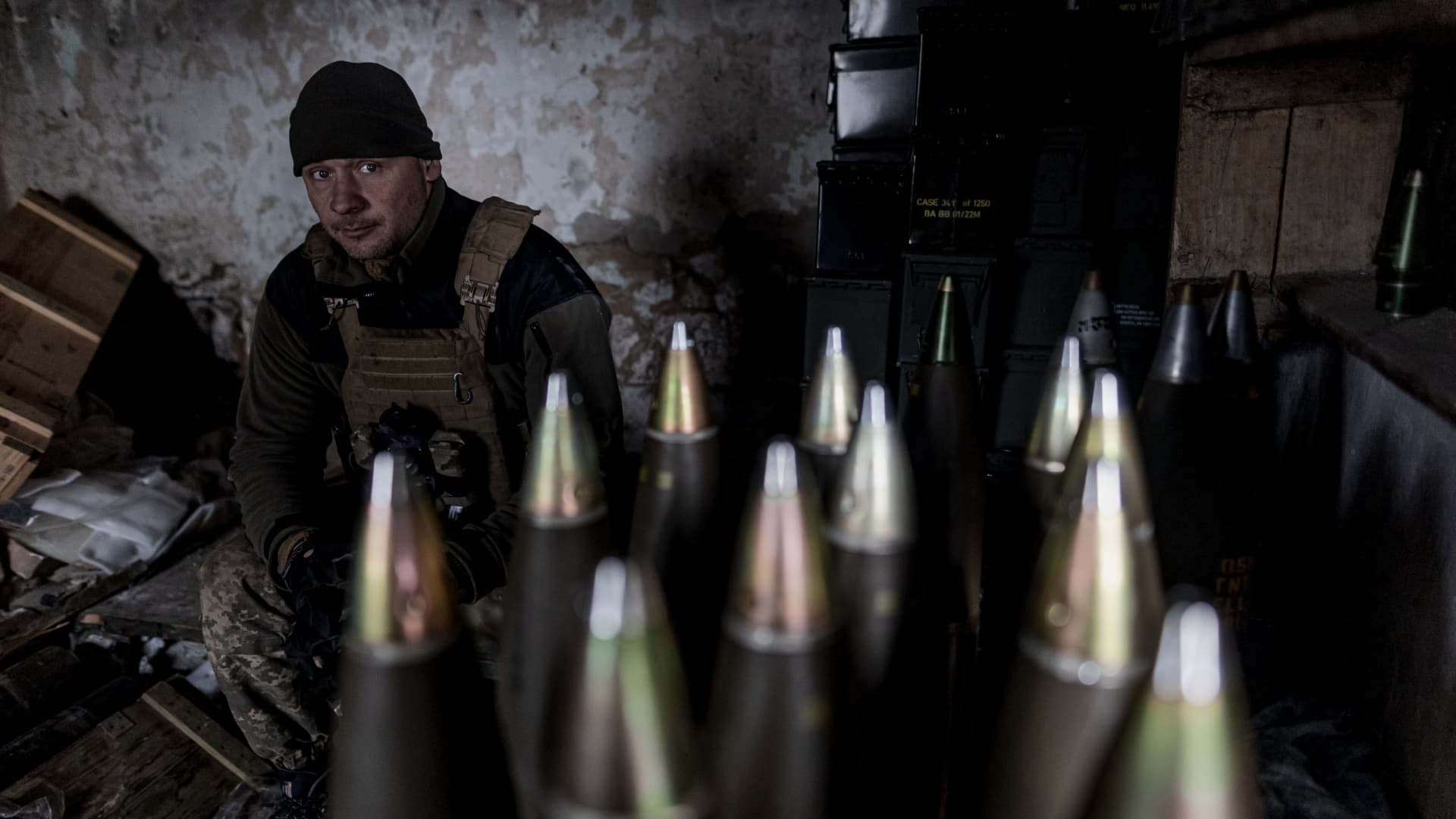 Pentagon investigates leak of classified Ukraine war plans.
