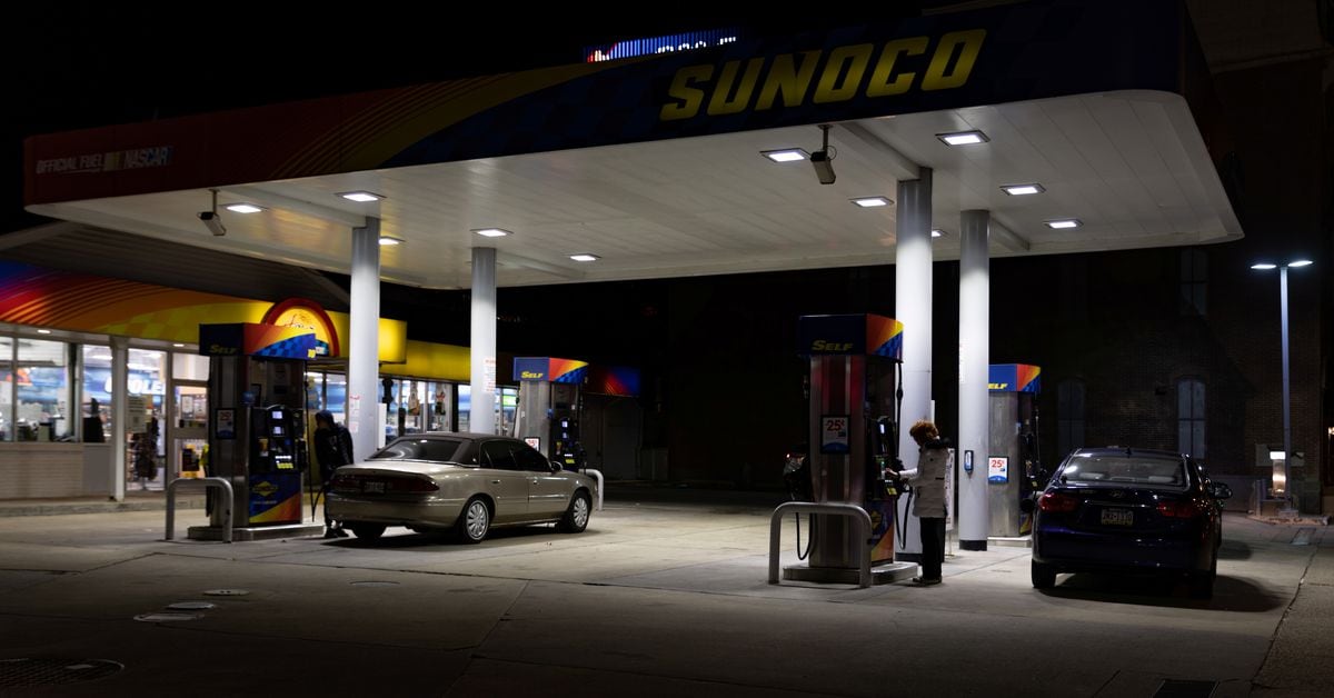 Featured image for US Producer Prices Remain Muted as Inflation Cools and Energy Costs Drop