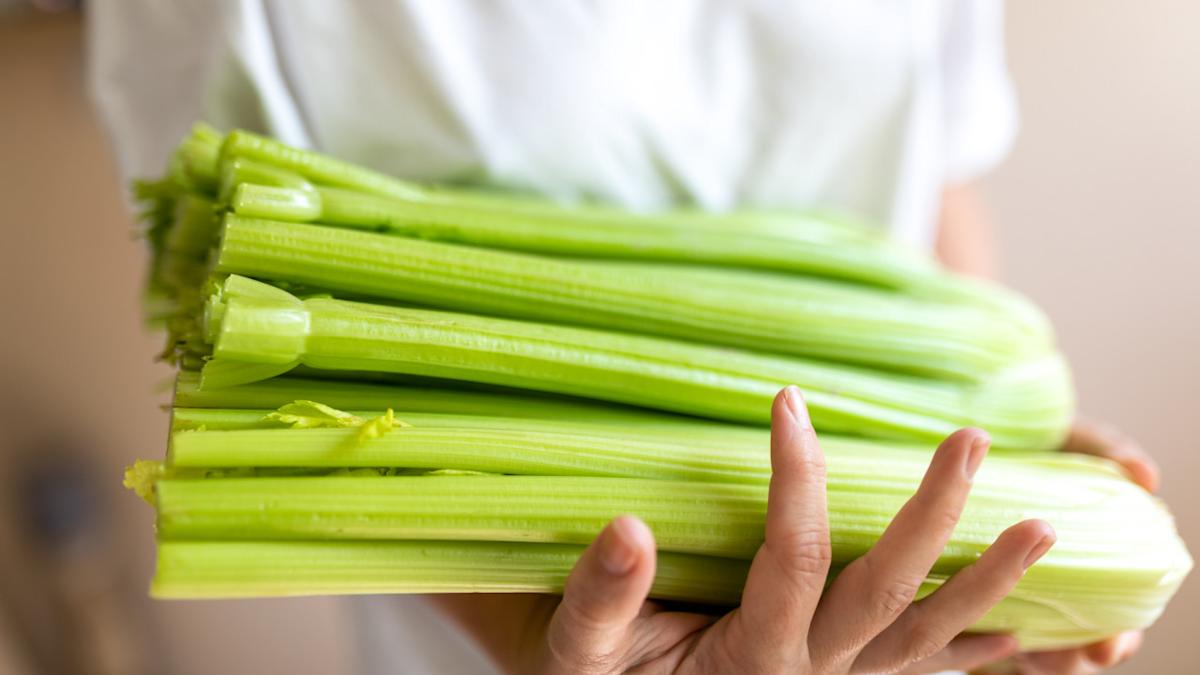 Featured image for The Surprising Health Benefits of Eating Celery Every Day