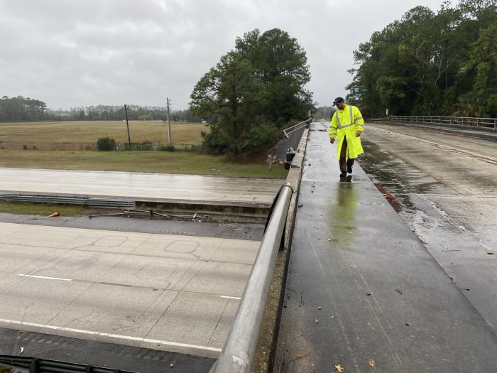 Featured image for Terrifying Moment: Truck Plunges Off I-95 Overpass in Sunday Morning Incident