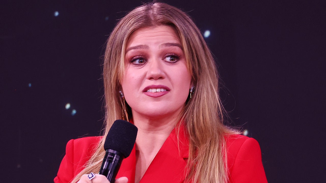 "Kelly Clarkson's Pre-Diabetic Diagnosis and Weight Loss Journey"