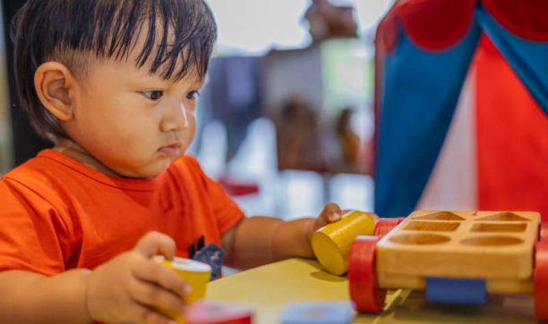 Featured image for In utero COVID exposure associated with brain changes and developmental issues