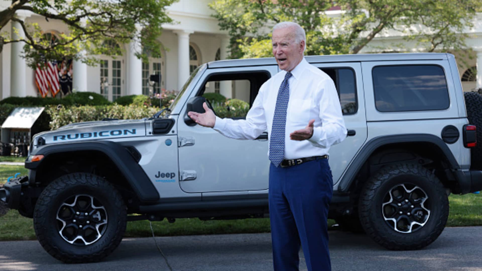 Trump's EV Tax Credit Repeal Sparks Industry Debate