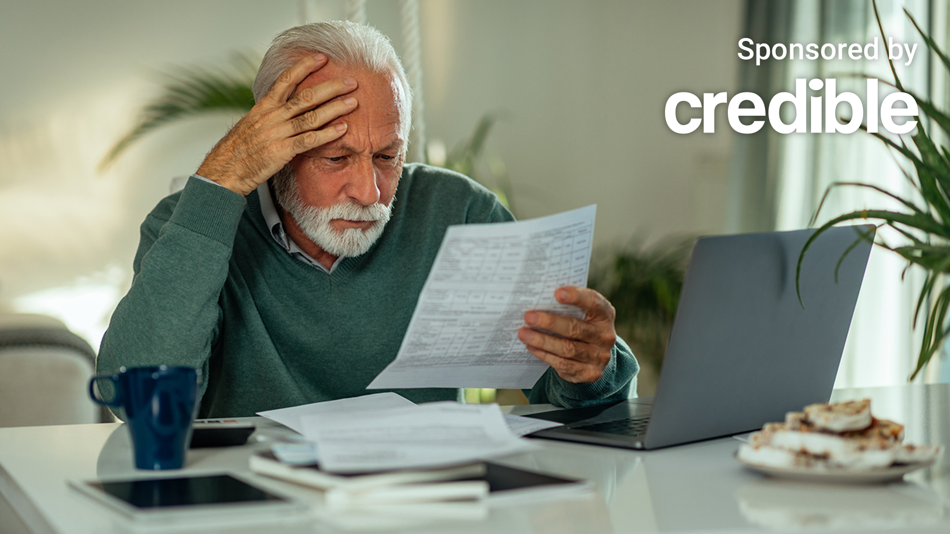 "2024 Social Security Payment Increase Fails to Keep Pace with Inflation: Seniors' Survey"