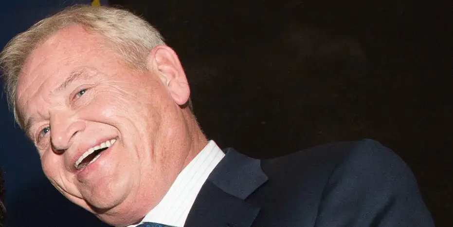 Featured image for Omnicom Plans Job Cuts and Restructuring Post-IPG Merger to Boost AI Competitiveness