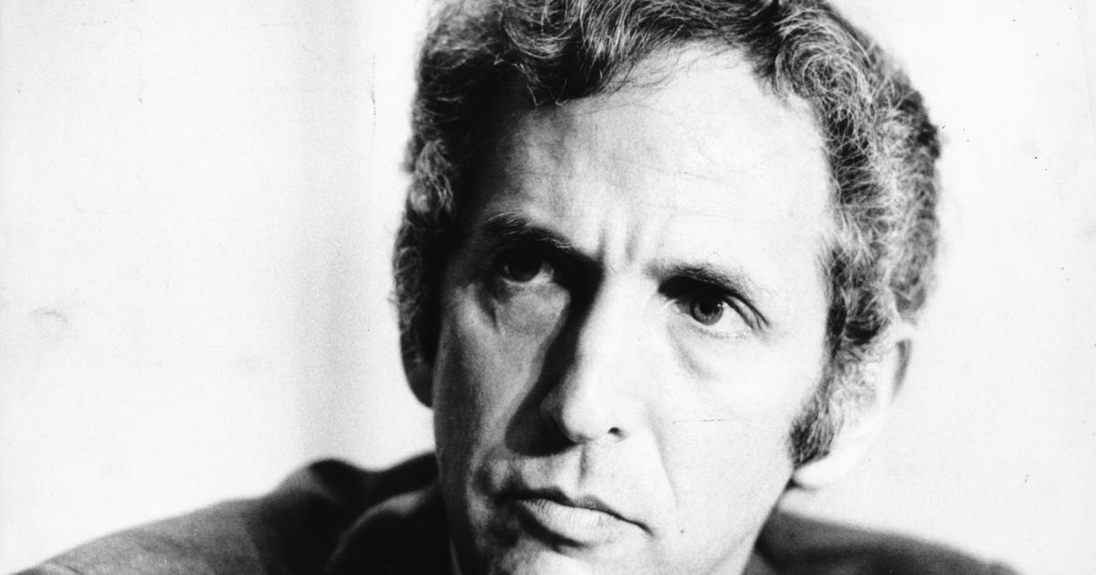 Featured image for Pentagon Papers leaker Daniel Ellsberg dies at 92.