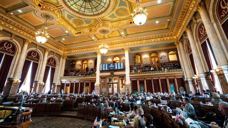 Iowa lawmakers weaken child labor protections with new bill.