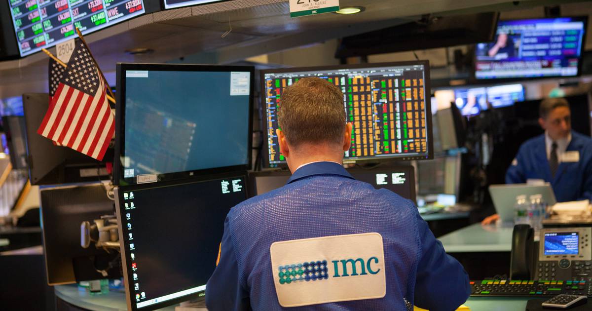 Bitcoin Traders Bullish as Futures Open Interest Hits 2021 High