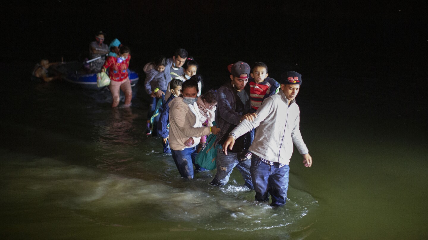 Federal Judge Puts an End to Family Separation at US Border for 8 Years