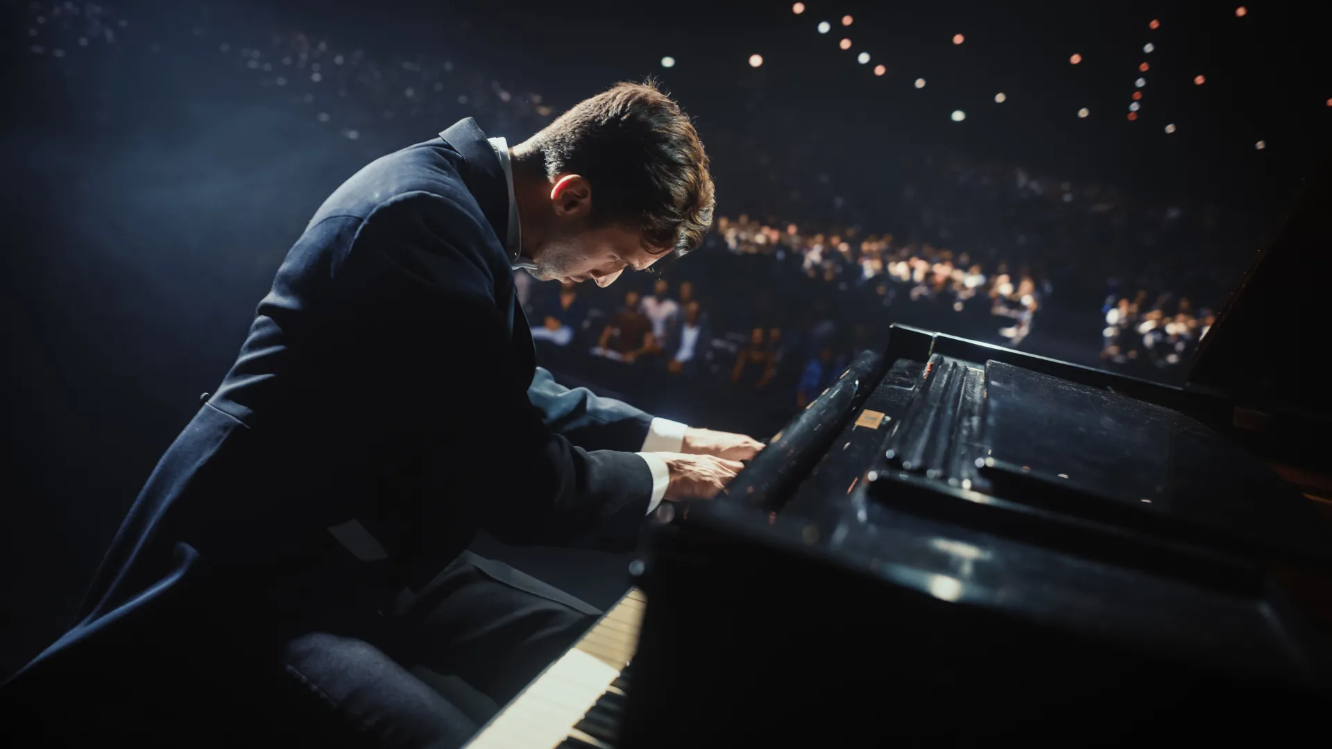 Featured image for Pianists' Finger Movements Significantly Influence Piano Timbre