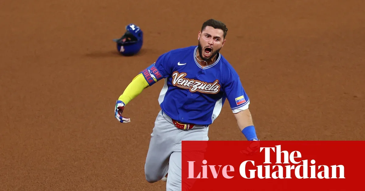 Abreu's 5th-inning blast puts Venezuela ahead in WBC final vs USA