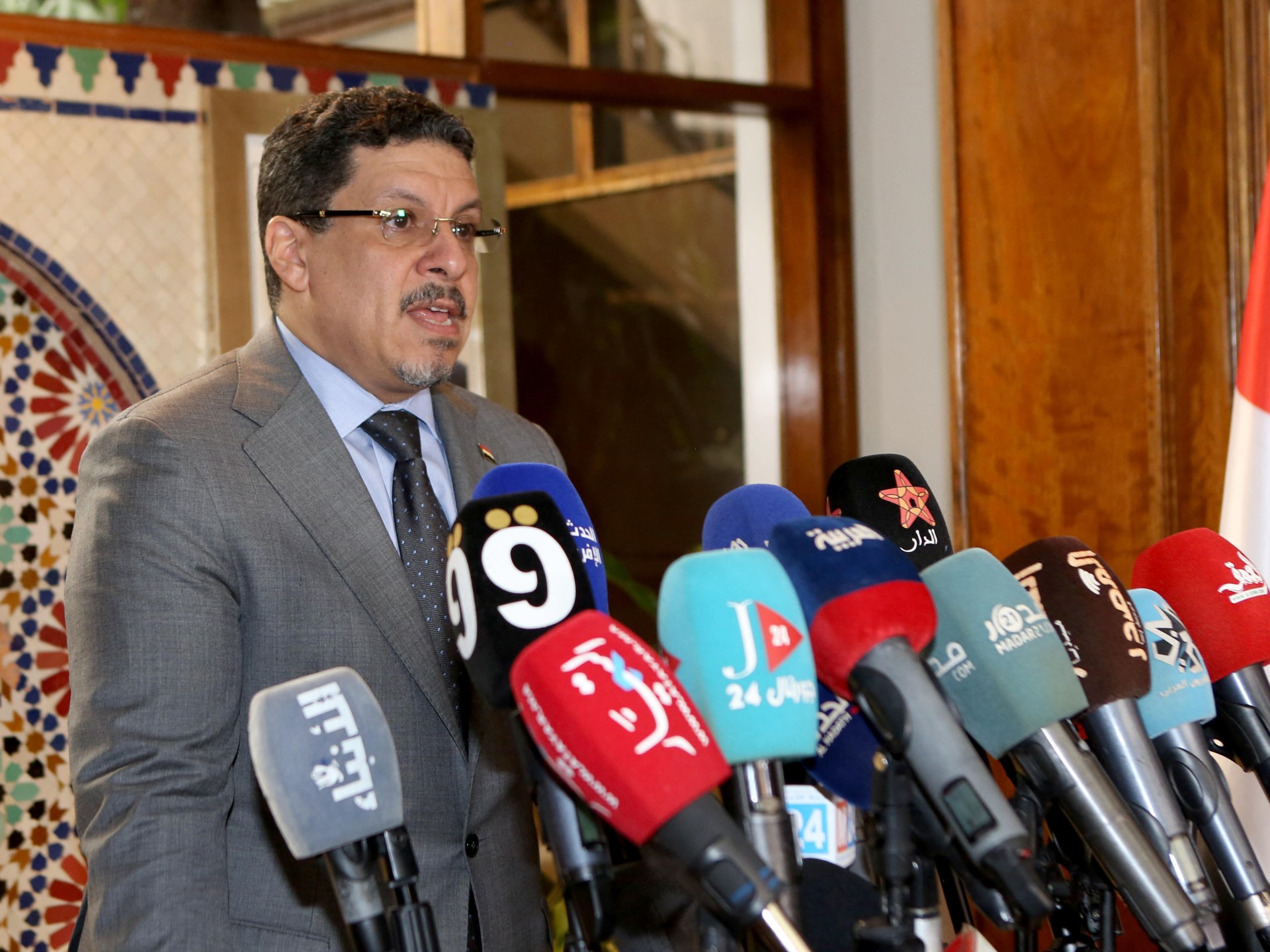 "Yemen's Foreign Minister Ahmed Awad bin Mubarak Appointed Prime Minister"