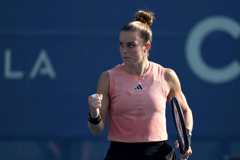 Featured image for Sakkari defeats Pegula to advance to Washington final