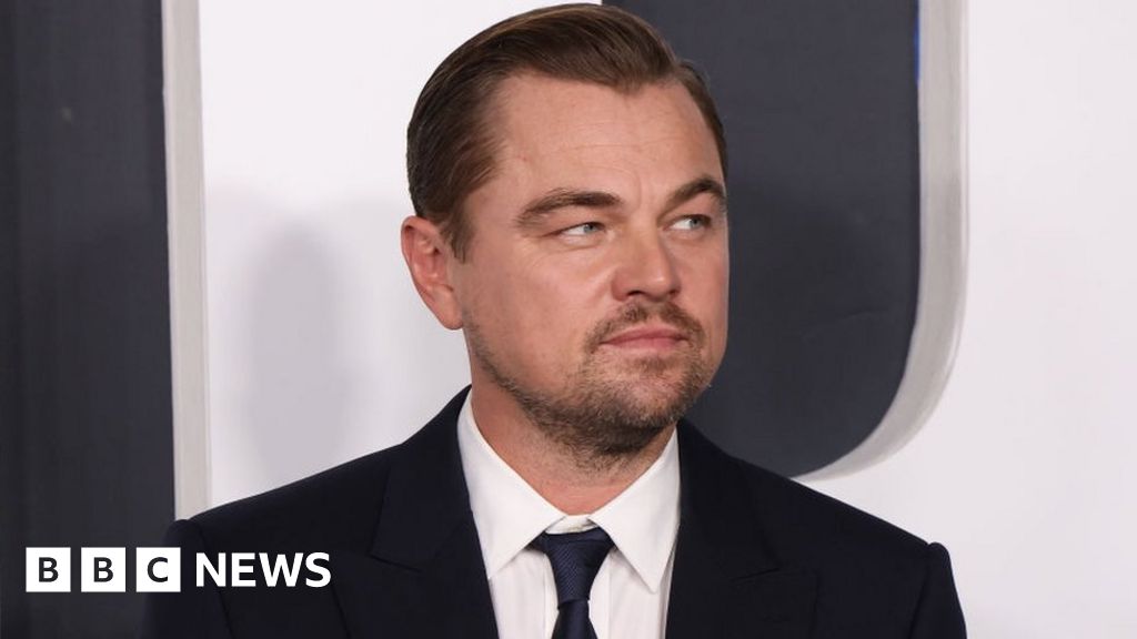 "Leonardo DiCaprio Testifies in Trial of Fugees' Pras Michel for Alleged Conspiracy"