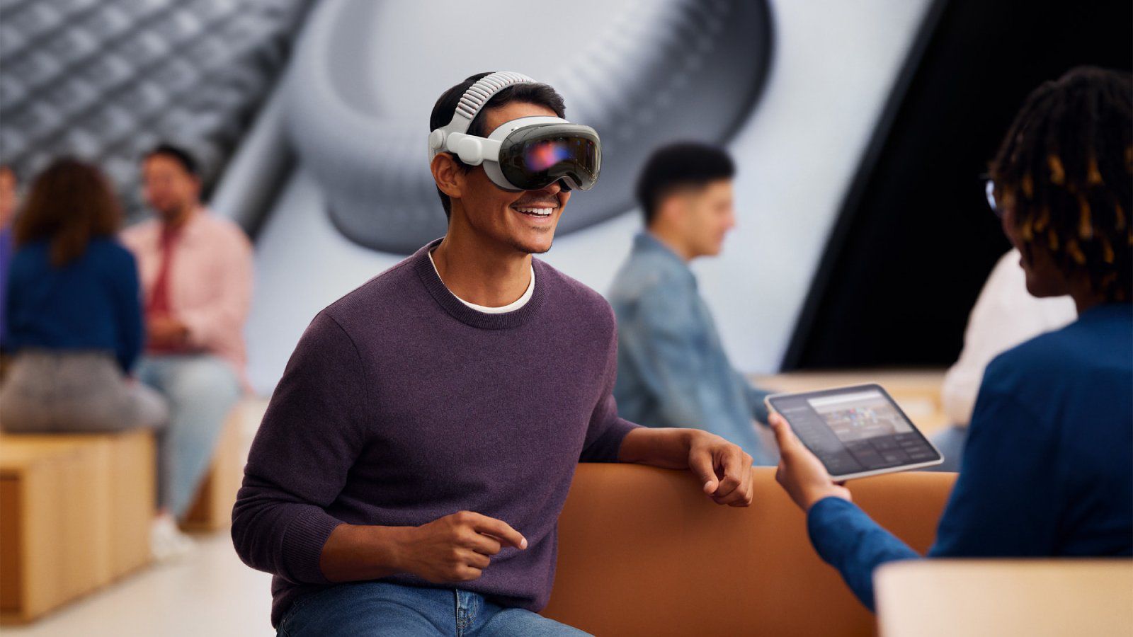 Featured image for Apple Vision Pro M5: Major Upgrades and Evolving Features