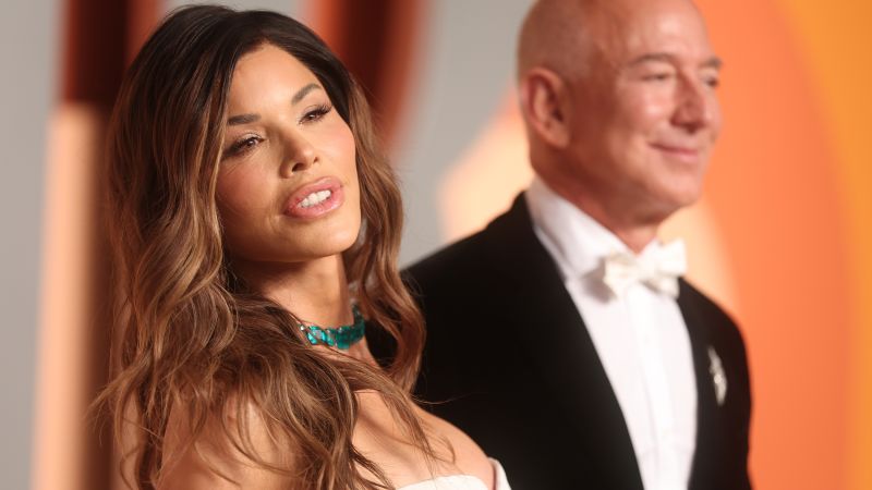 Jeff Bezos and Lauren Sánchez's Lavish Venice Wedding Sparks Travel Chaos