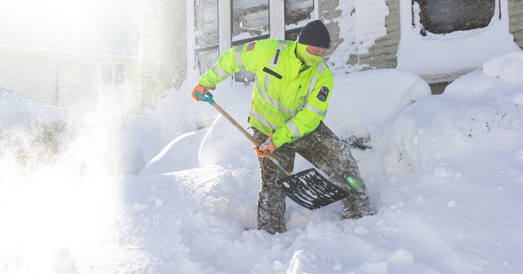 Featured image for Failures in Buffalo's Blizzard Response Highlighted in NYU Study