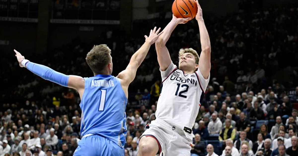 "UConn Dominates Creighton in Men's Basketball Showdown"