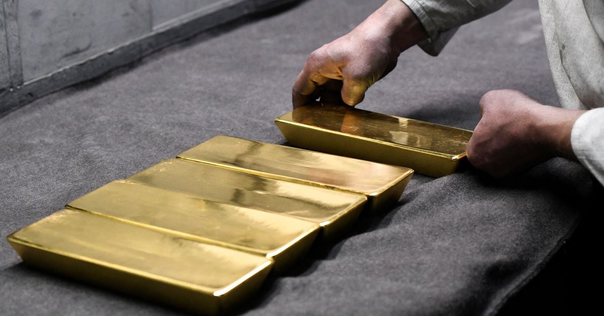 "Gold Surges to All-Time High as Market Anticipates Fed Rate Cuts in March"