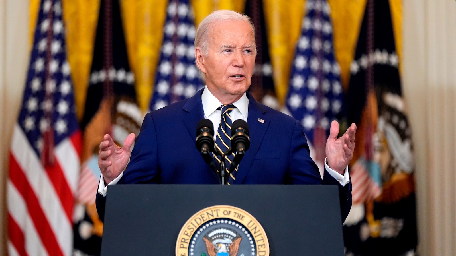Biden's Bold Border Moves Stir Mixed Reactions Among Democrats