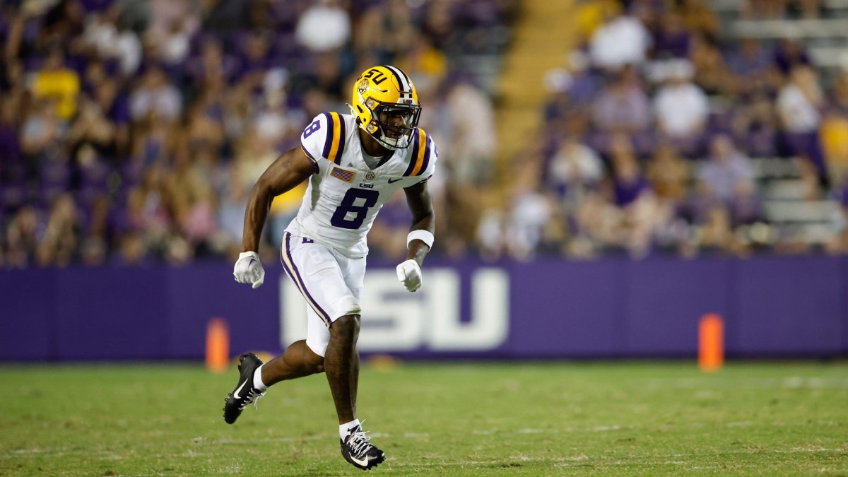 Featured image for "New York Giants 7-round mock draft: Impact players Nabers and Fiske lead the way"