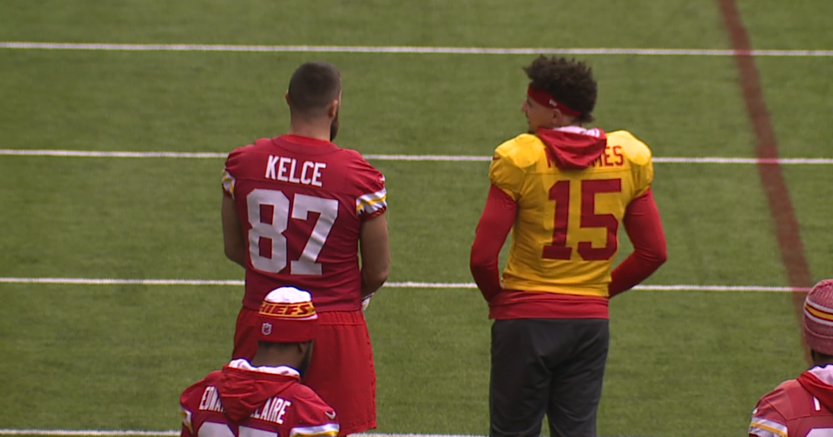 Mahomes and Kelce's Homes Targeted in Back-to-Back Burglaries