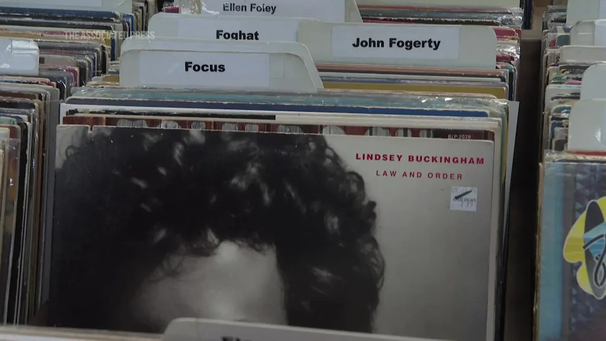 Featured image for Stevie Nicks and Lindsey Buckingham to Reissue 'Buckingham Nicks' Album