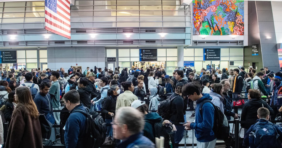 Featured image for Logan Airport to Test Remote Terminal in Framingham to Reduce Security Lines