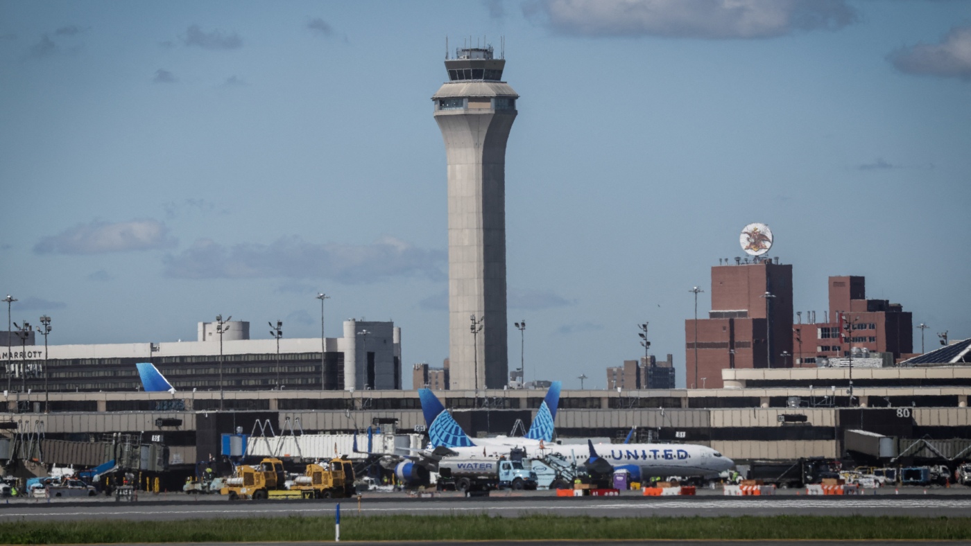 Newark Airport Reopens Runway Ahead of Schedule, Boosting Flights