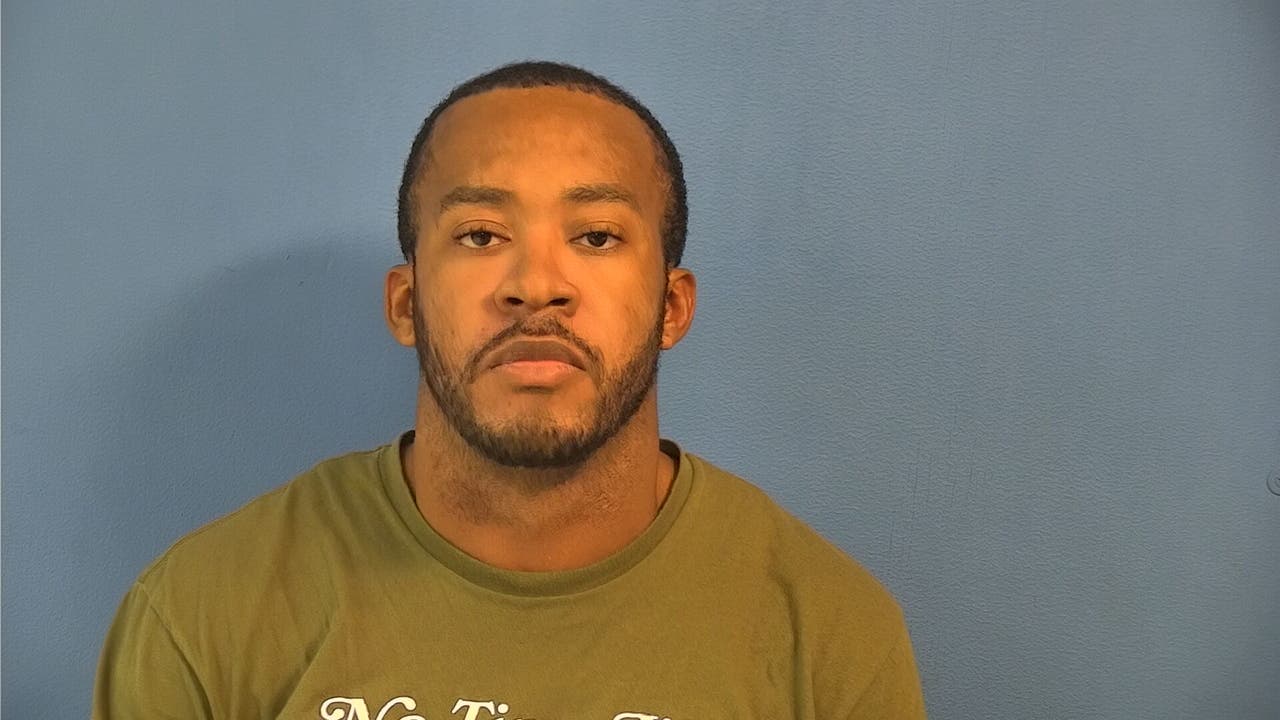 Spate of Gunpoint Robberies Target Women and Infants at Woodfield Mall