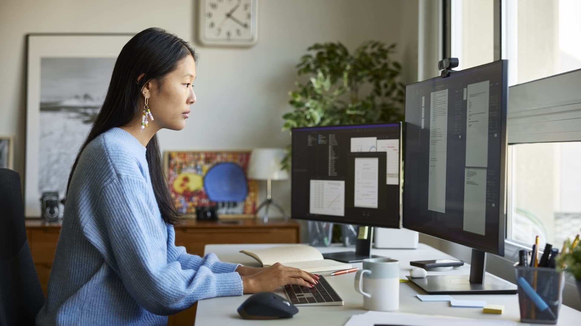 Featured image for "Expert Reveals Top 10 Flexible Remote Jobs for 2023"