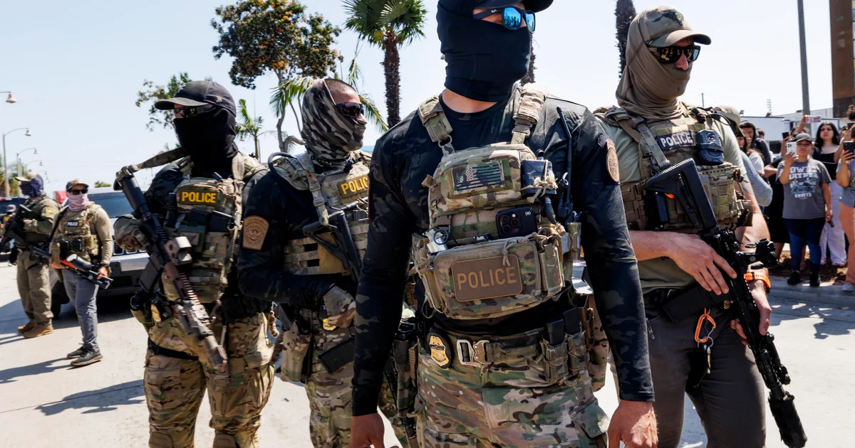 Featured image for California bans law enforcement from wearing masks