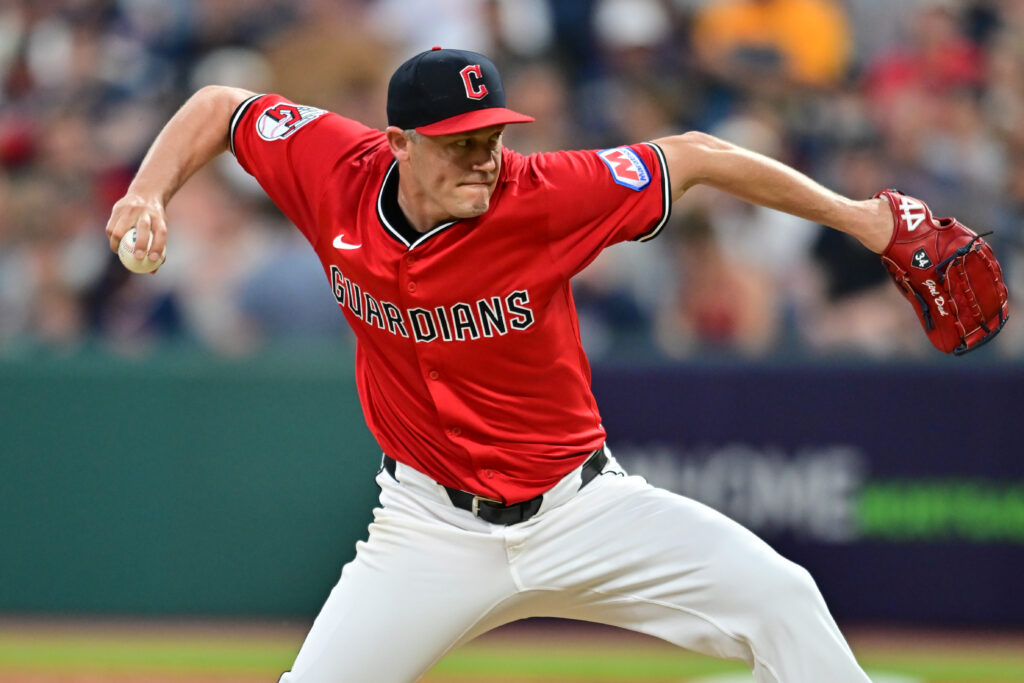 Featured image for Detroit Tigers acquire reliever Paul Sewald from Guardians