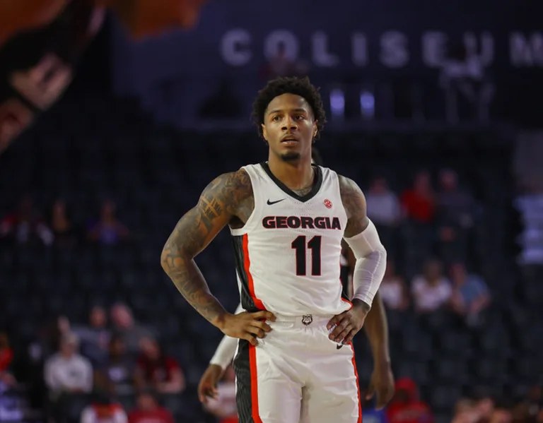"Georgia's Last-Second Jumper Shocks Florida State in Epic Comeback Victory"