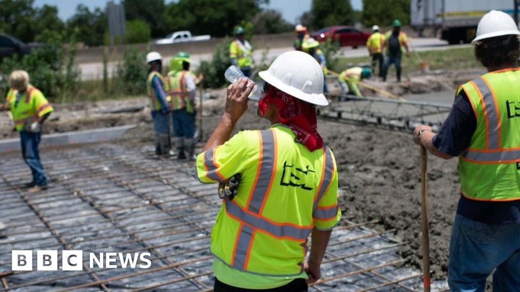 Featured image for The Impact of Heatwaves on Health: Identifying the Most Vulnerable