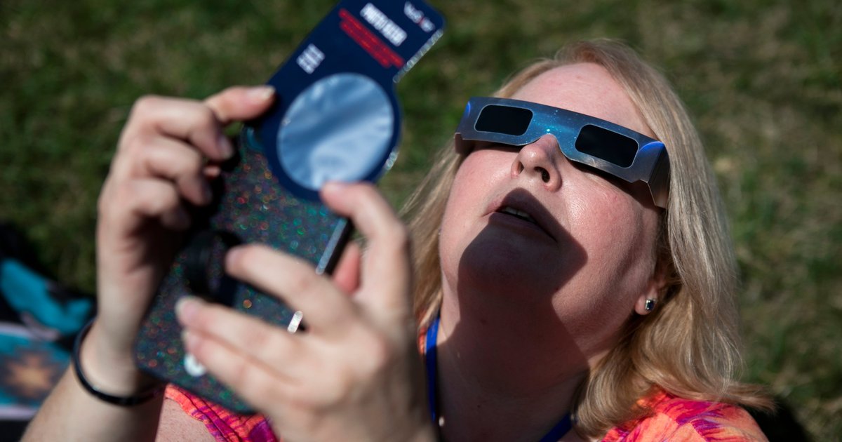 Featured image for "South Jersey Library Issues Apology for Distributing Suspect Eclipse Glasses"