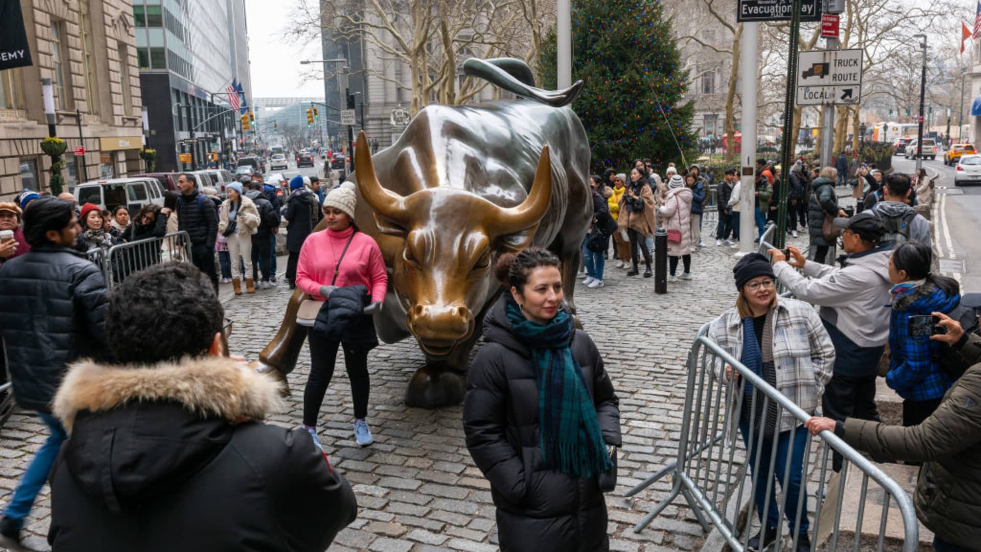 "Citi Strategist Forecasts Healthier Economic Growth, Dismisses 'Economic Collapse' Concerns"
