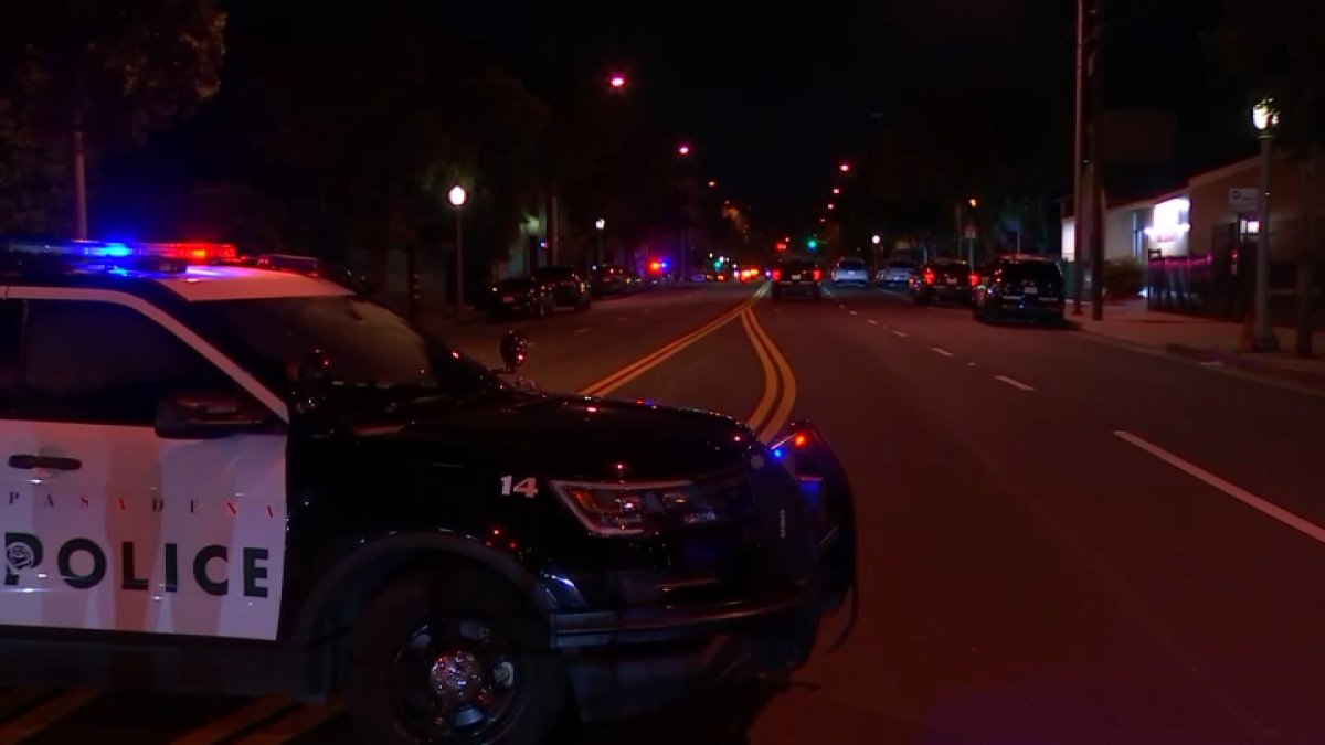 Violent altercation in Pasadena leaves 5 injured near apartment complex